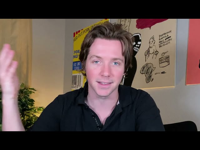 Screenshot showing enriched LinkedIn contact list and email extraction workflow in progress