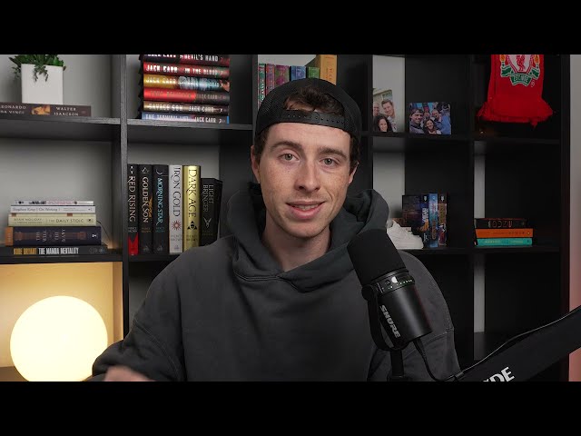 Example of engaging LinkedIn content with a mix of carousel, photos, and video elements