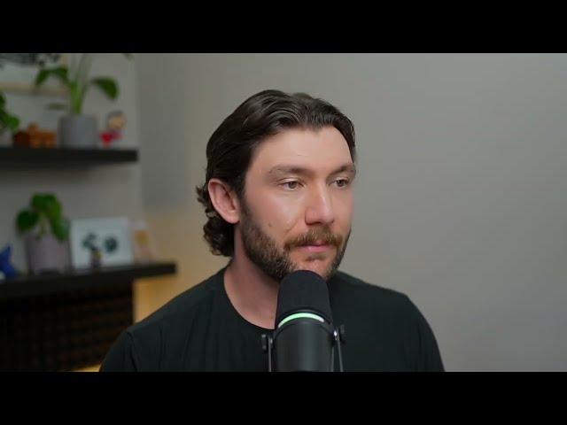 Demonstration of an actual Instagram DM chat between advertiser and potential client, showing a real-life conversation flow.