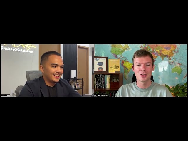 Louis breaking down the agency systemization blueprint on an interview call