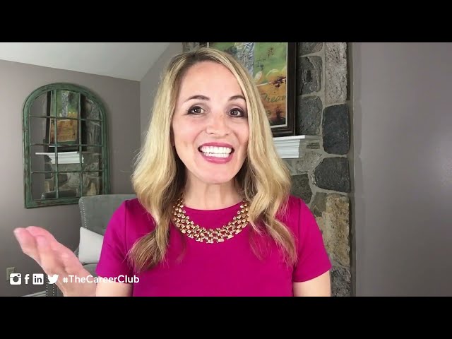 Screenshot displaying a downloadable LinkedIn checklist for students and grads