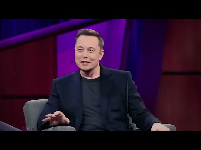 Clean side-by-side view of LinkedIn dashboard and Twitter timeline, showing contrasting user interfaces