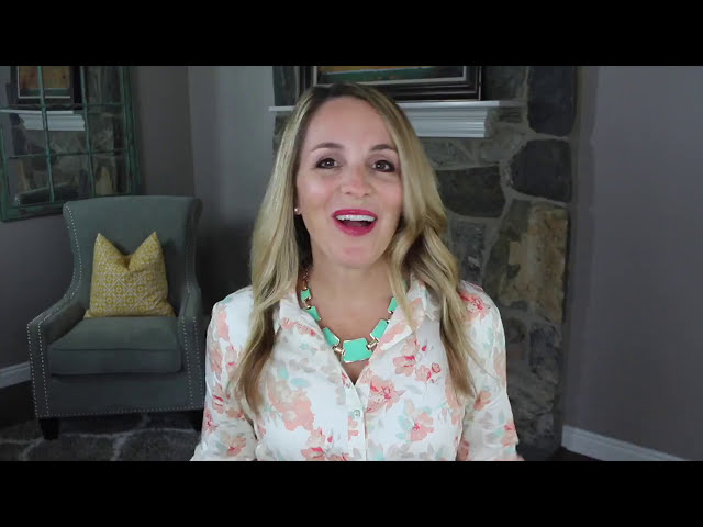 Example of a high-resolution, professionally designed LinkedIn background image in use on a live profile.