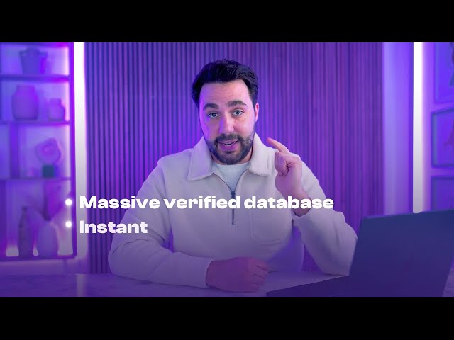 Pricing comparison chart of Hunter versus Apollo with feature breakdown