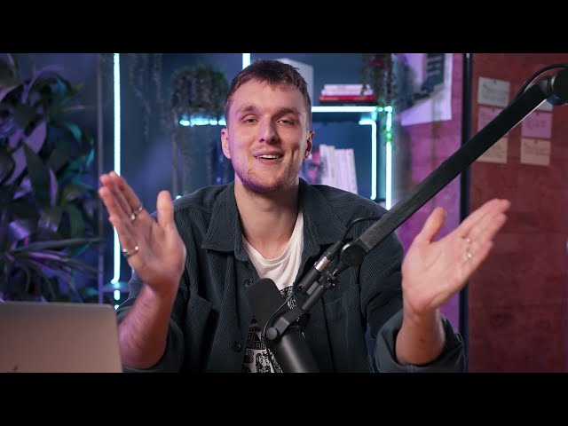 LinkedIn analytics dashboard highlighting connection growth and meeting bookings from automated campaigns